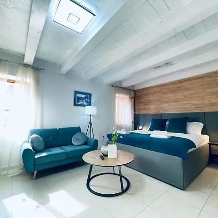 Fazana City Rooms With Free Parking Exterior photo