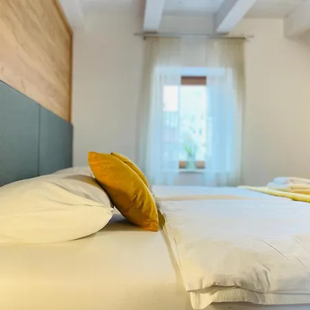 Fazana City Rooms With Free Parking Exterior photo