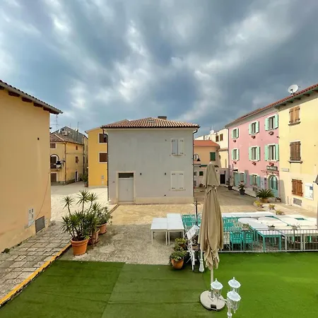 Fazana City Rooms With Free Parking Exterior photo